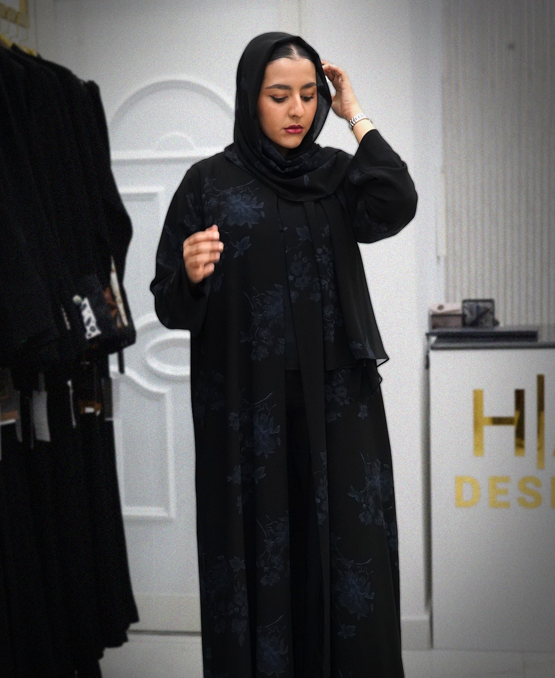 Musajjar Fabric Abaya with Batang Design